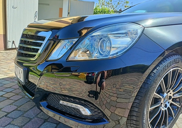 Mercedes-Benz Klasa E cena 62000 przebieg: 223000, rok produkcji 2009 z Torzym małe 529